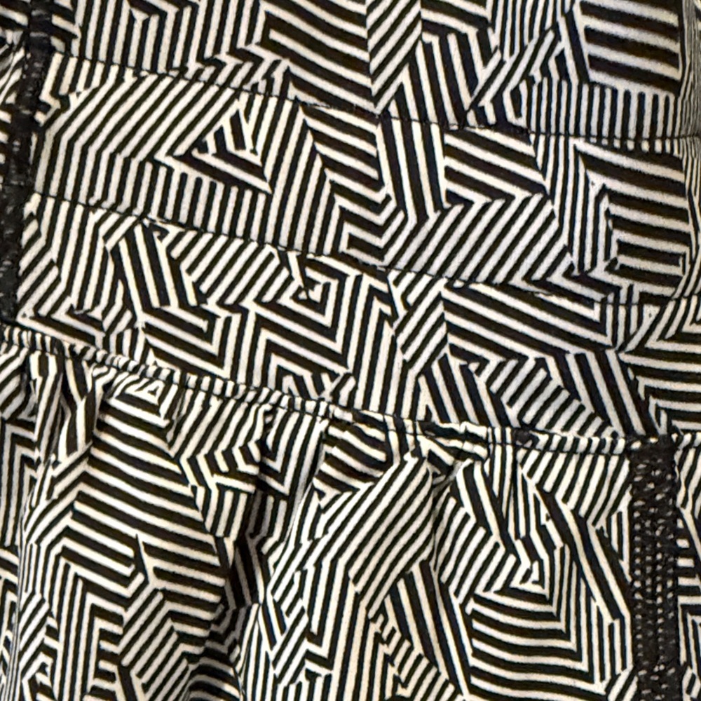 lululemon athletica Black and White Geometric Athletic Shorts - Picture 7 of 8